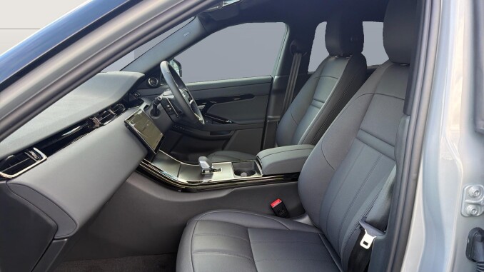 Land Rover Range Rover Evoque 1.5 P270e Edition 5dr Auto Hatchback - Image 3